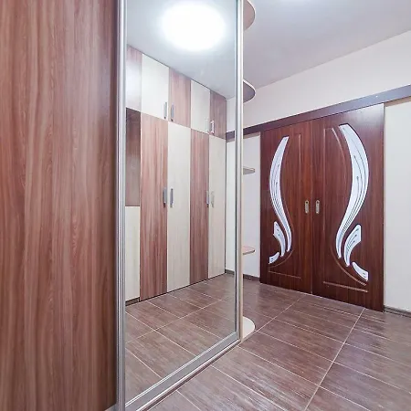 Spacious On Masherova Apartament *